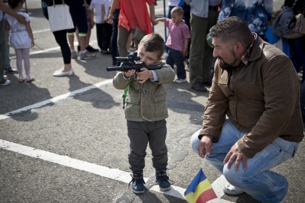 Militarizacija bivšeg Istoka i izazovi tuđih ratova