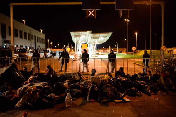 Doba segregacije: novi slovenski Zakon o strancima