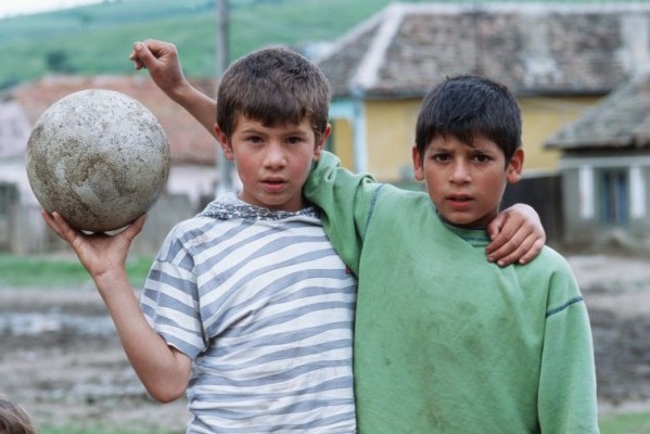Djeca između migracije i urušavanja zdravstvenog sustava