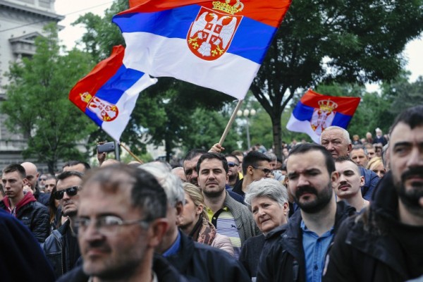 Postizborna neizvesnost i “šarlatanske koalicije”