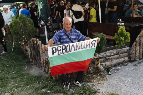 Paradoksi opcije “ne podržavam nikoga”