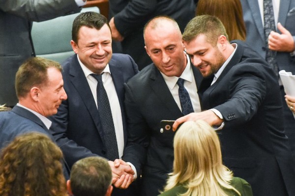 Kako je Vučić “izabrao” kosovskog premijera