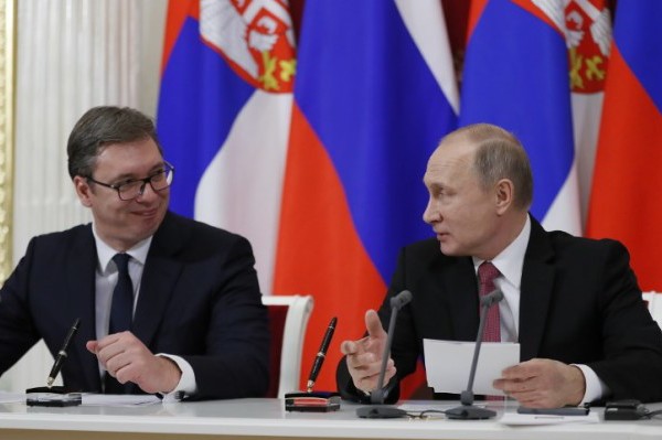 Vučićev đoker Putin