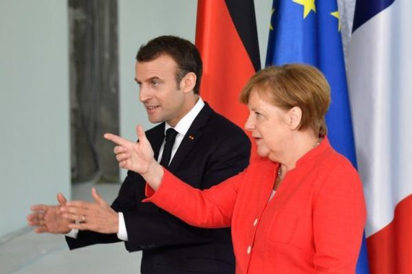 Merkel odbija Macrona