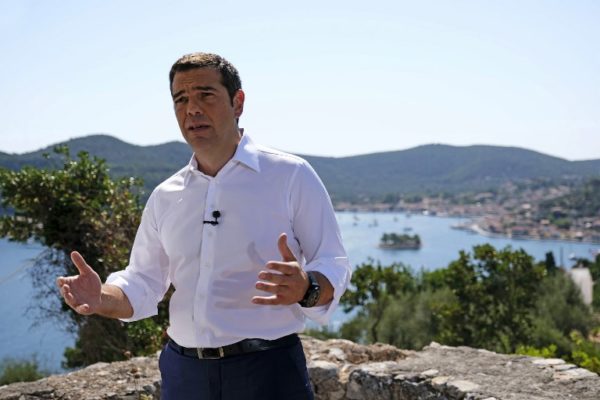 Fake news: Grčka ponovo slobodno diše