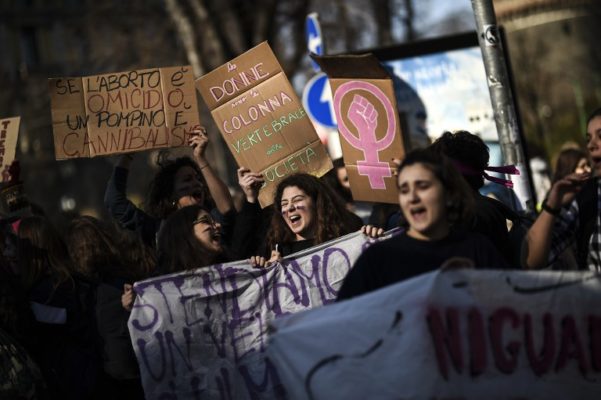 Ugroženo pravo na pobačaj u Italiji?