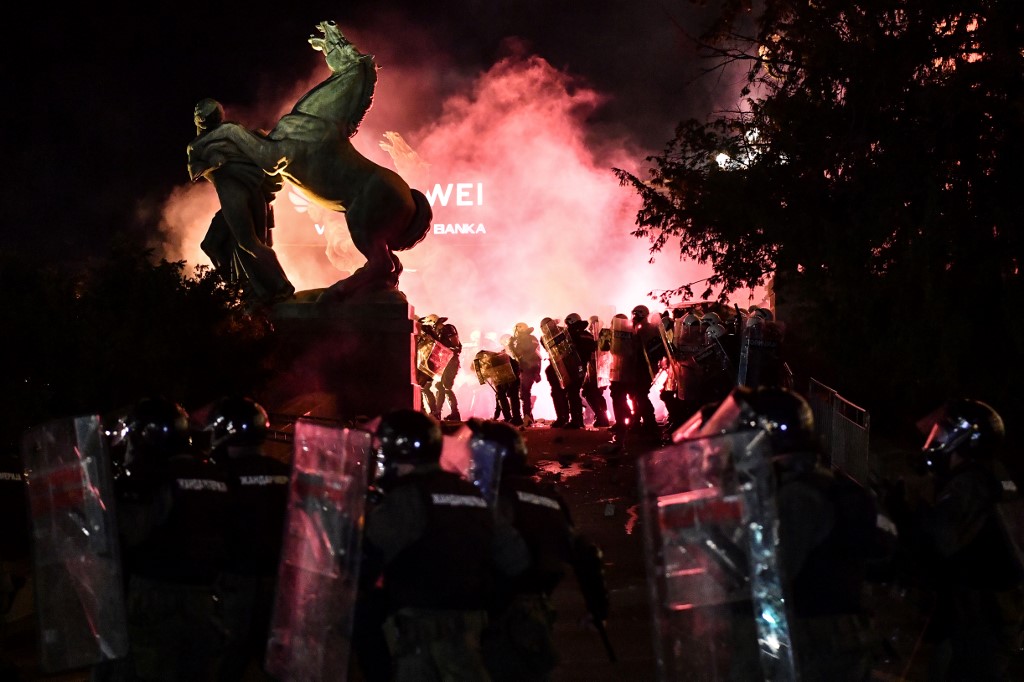 Nekoliko teorija o protestima u Beogradu