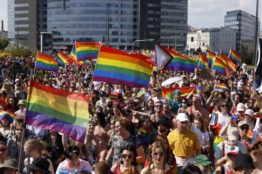 Poljska povlači “LGBT-free zone” pod pritiskom EU