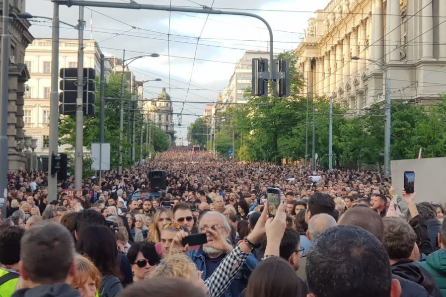 Tumačenja su simptom, a ne događaji